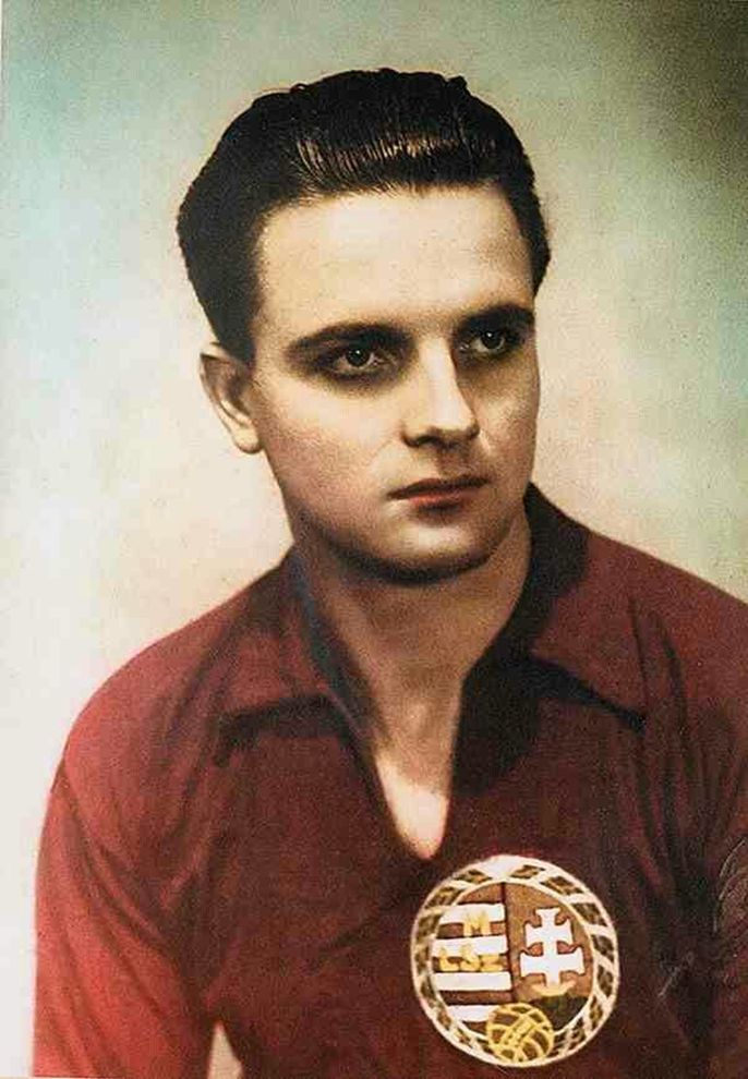Ferenc Deak - Cầu thủ bóng đá nổi tiếng của thế kỷ 20