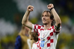 Luka Modric - Hành trình thành cầu thủ xuất sắc nhất thế giới