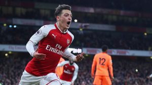 Mesut Ozil - Từ người hùng trở thành cầu thủ bị căm ghét