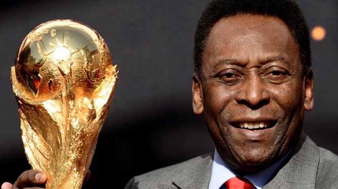 Tượng đài khổng lồ mang tên “Vua bóng đá” - Pele