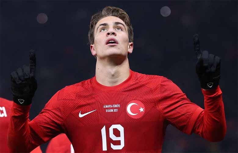 Tiểu sử Kenan Yıldız: Từ ngọc thô Thổ Nhĩ Kỳ đến ngôi sao Juventus
