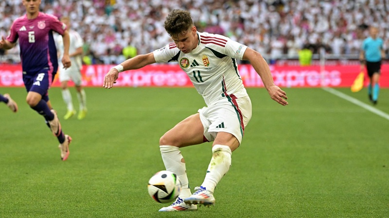 Tiểu sử Milos Kerkez: Hành trình vươn lên của hậu vệ trẻ tài năng
